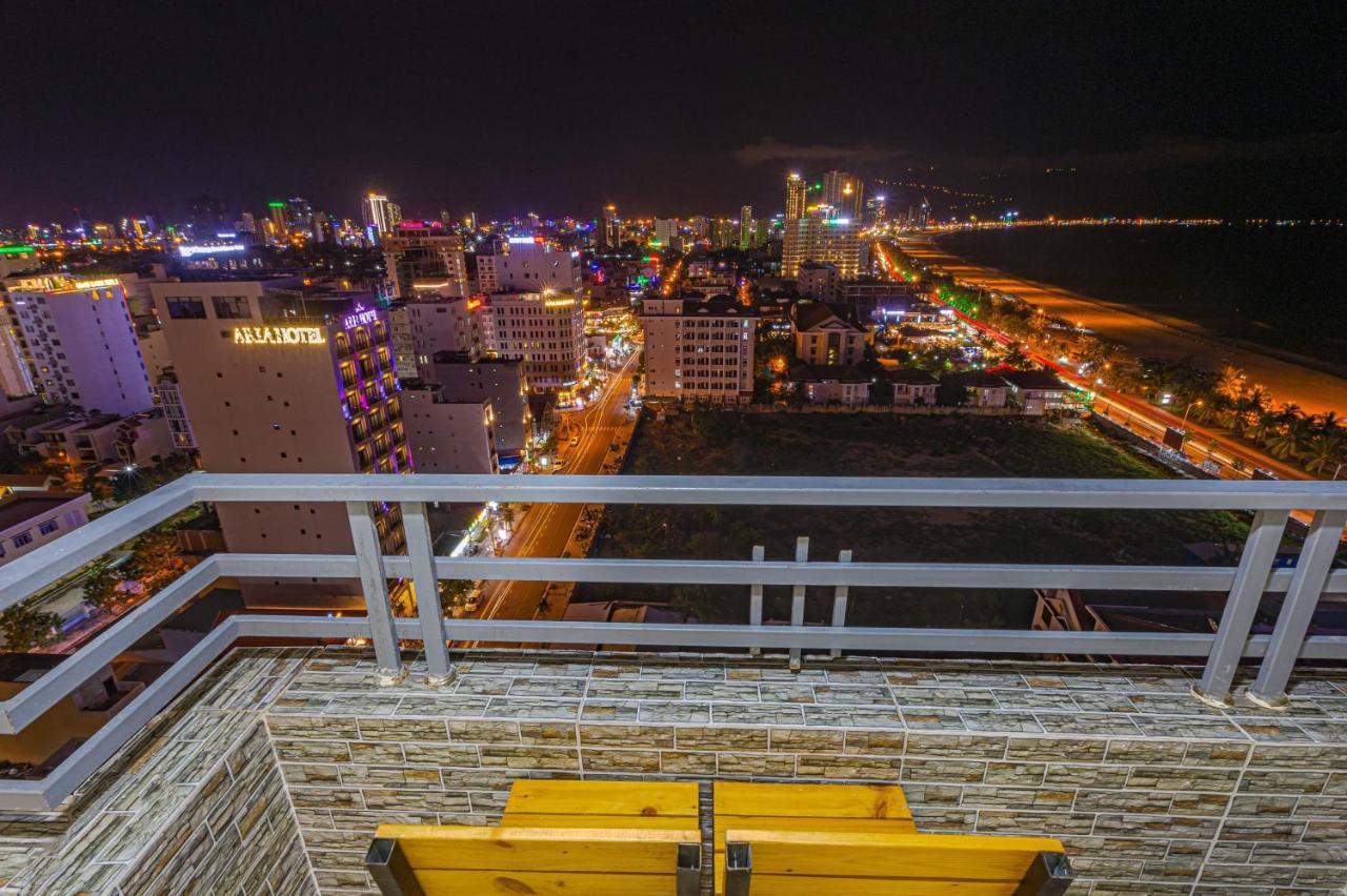 Sea View Balcony Retreat: My Khe Beach Proximity Apartment Da Nang Exterior photo